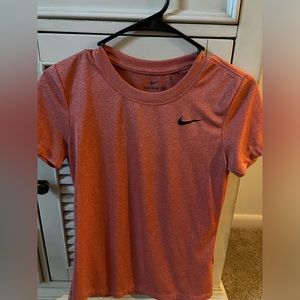 Womens’s Nike XS Tee